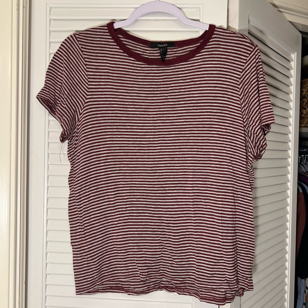 Forever 21 Red Fitted Short Sleeve T-Shirt